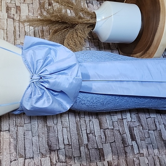 City Studio Elegant Light Blue Lace Gown Dresses - Picture 3 of 12